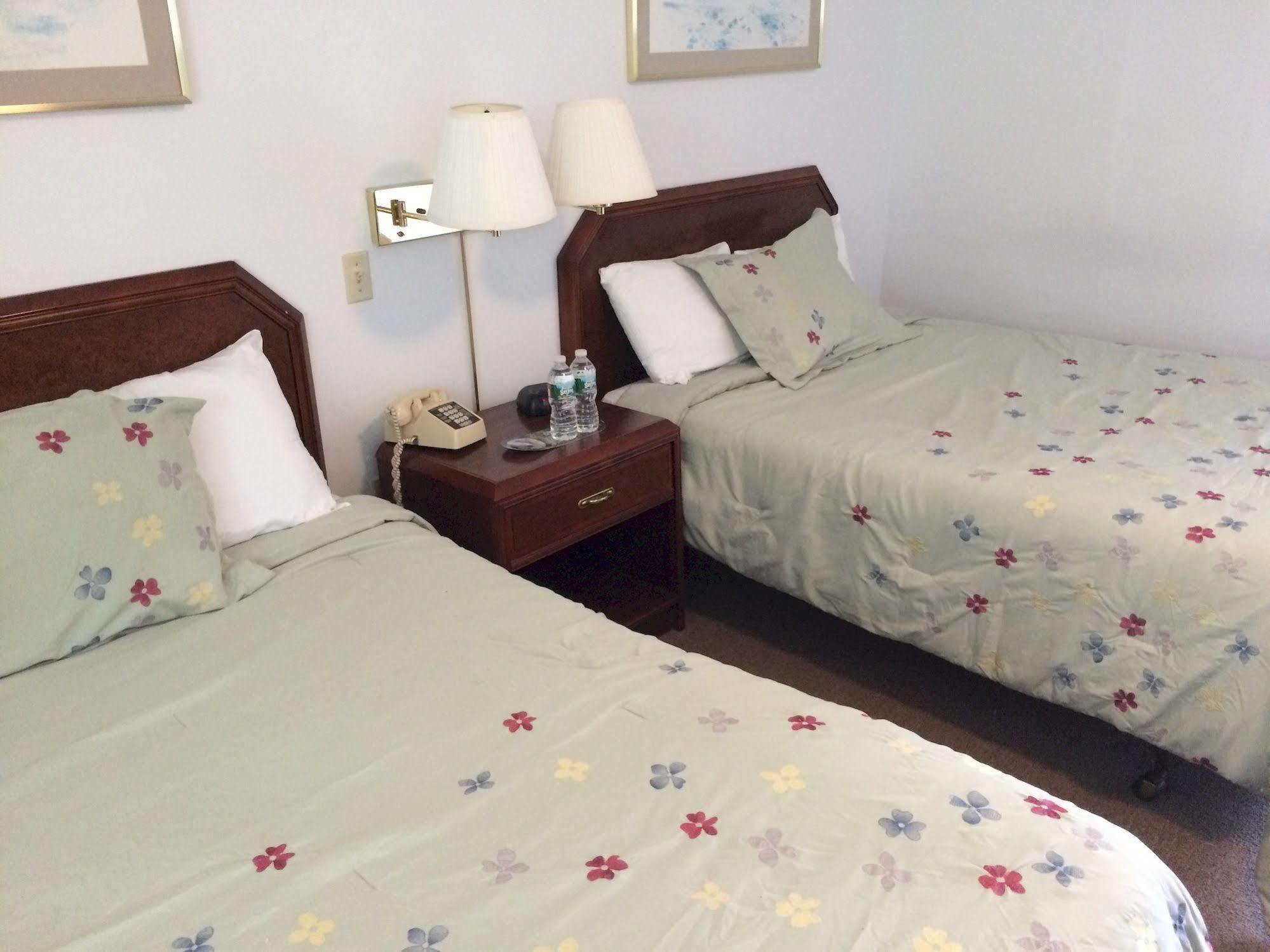 Castle Manor Inn غلوستر المظهر الخارجي الصورة